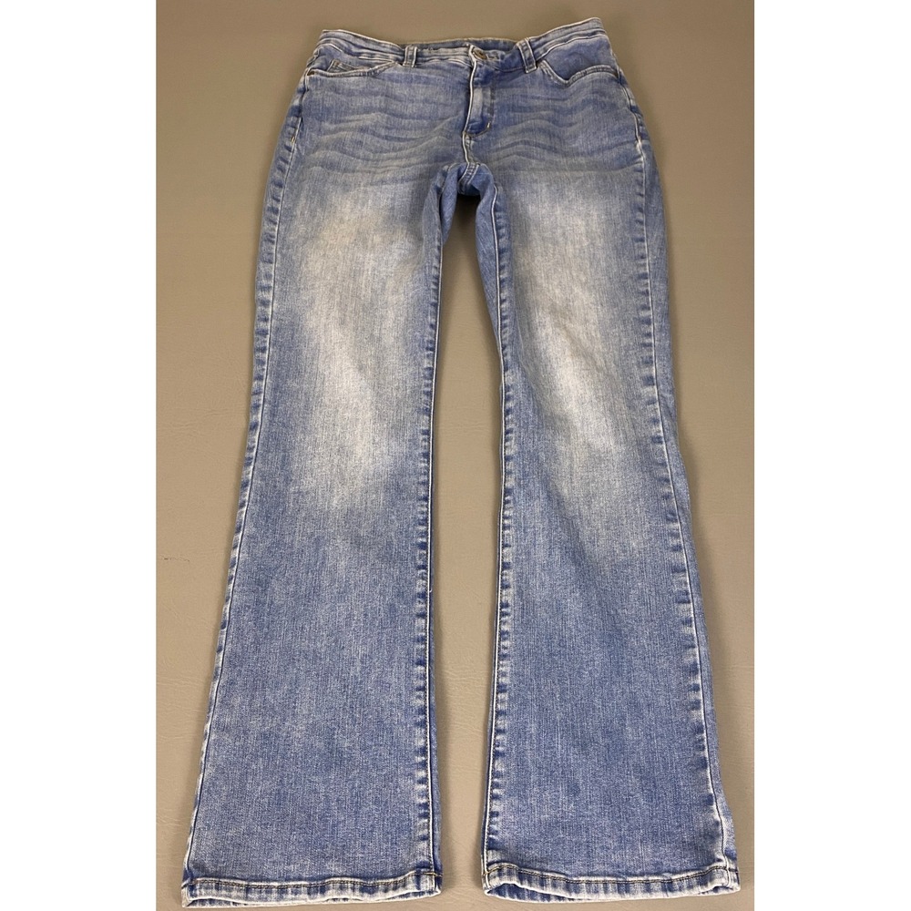 St. Johns Bay Bootcut Jeans Women's Size 8 Blue Medium Wash Stretch Denim